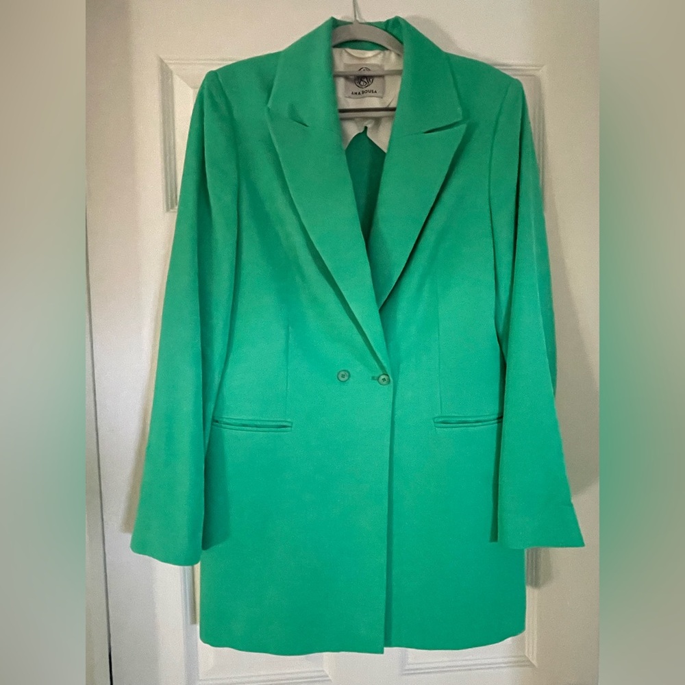 Elegant Green Blazer for Women